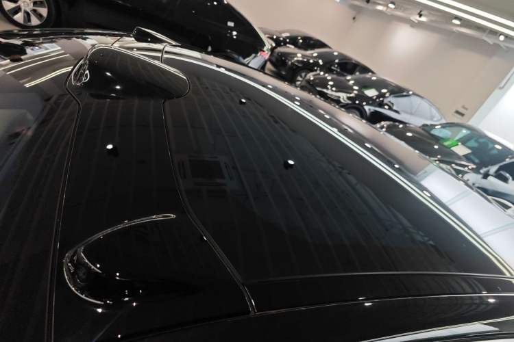 Used Nio ET5T 2025 75 kWh Touring Roof