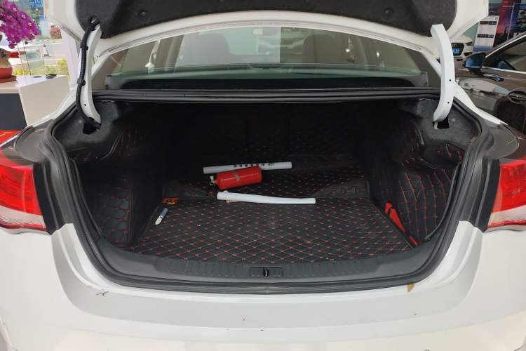 Used Chevrolet Malibu 2018 530T Automatic Luxury Edition Trunk