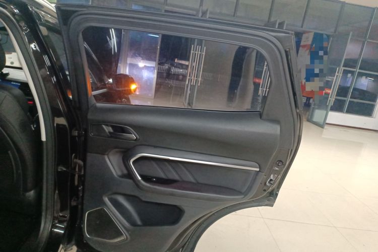 Used Haval H6 2017 Red Label 2.0T Automatic Two-Wheel Drive ZhiShang Model