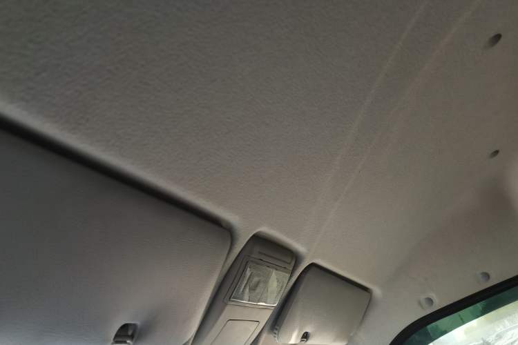 Used Jinbei New Hiace S 2023 1.6L Luxury Cargo Version 2/5-Seater SWD16M Headliner