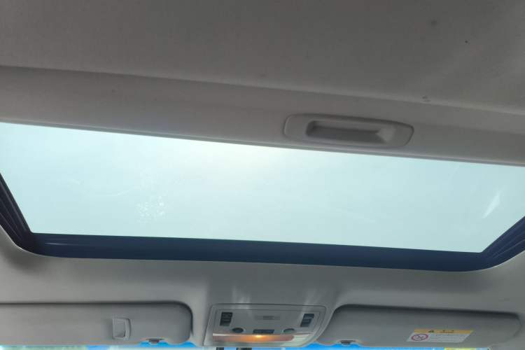 Used Lexus ES 2014 300h Elite Edition Headliner