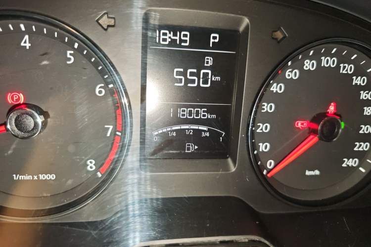 Used Volkswagen Gran Lavida 2013 1.4 TSI Automatic Comfort Model
