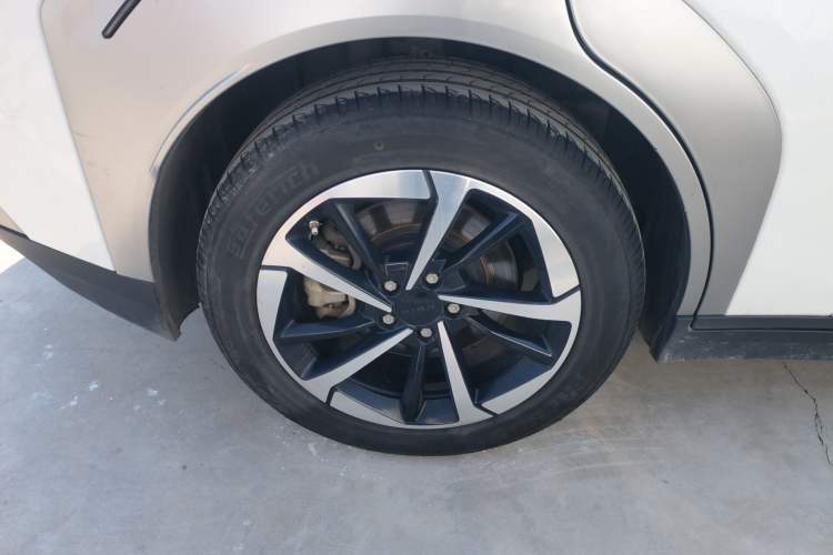 Used AION Y 2023 Plus 510 Smart Edition
