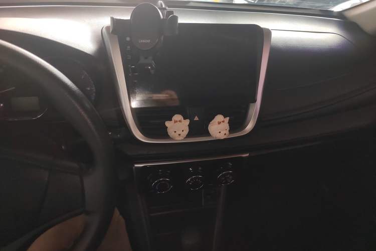 Used Toyota YARiS L Zhi Xuan 2016 Revised 1.5E CVT Charming Edition
