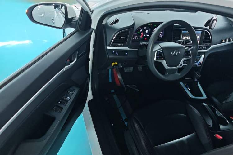 Used Hyundai Elantra (6th Generation / Lingdong) 2016 1.6L Automatic ZhiXuan – Elite Version