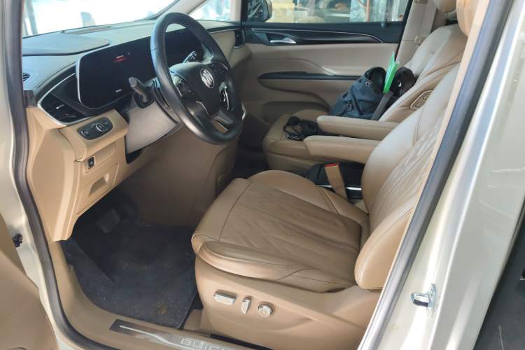 Used Buick GL8 2020 ES Land Cruiser 653T Flagship Model
