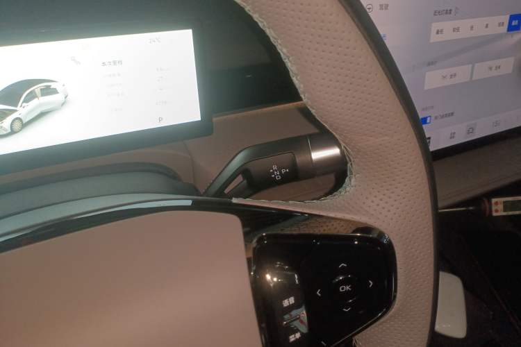 Used Geely Galaxy 8 2025 130km EM-P Starship Edition Gear Lever