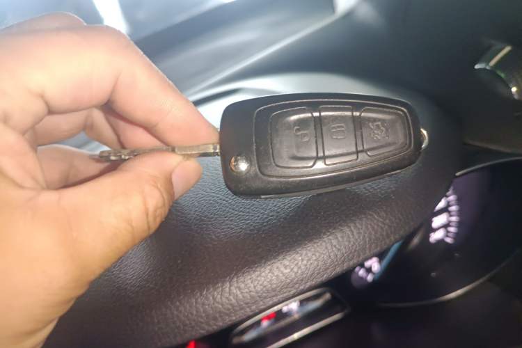 Used Ford Kuga 2013 1.6L GTDi 4x4 Elite Model
