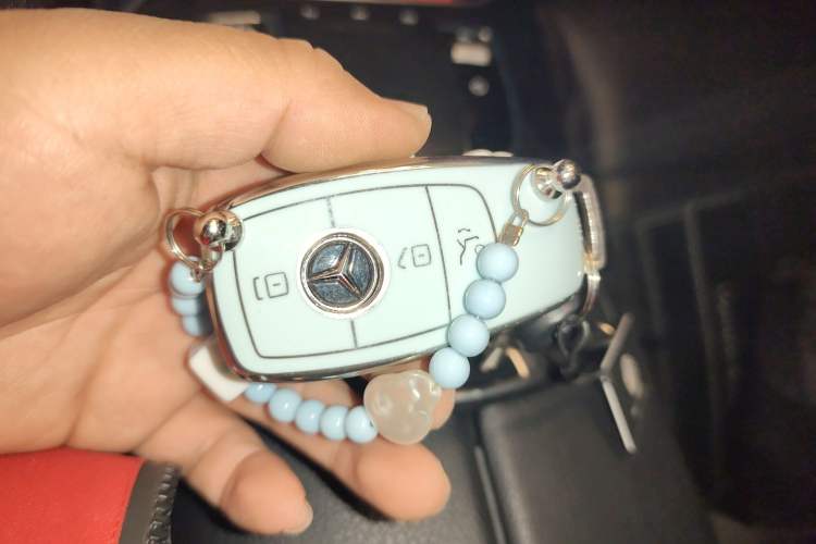 Used Mercedes-Benz E-Class 2019 E 300 L Sporty and Stylish Model