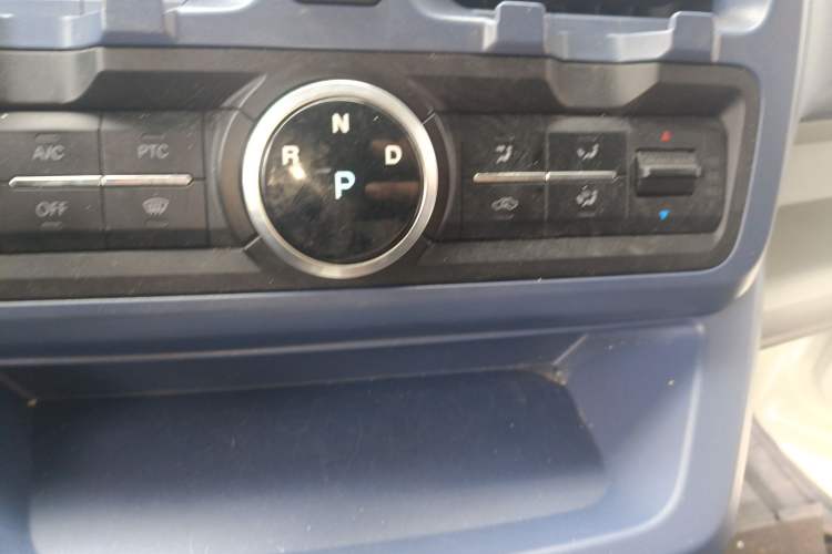 Used SRM New Energy E3L 2024 Practical Model
