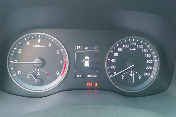 Used Hyundai Tucson 2015 1.6T Dual-Clutch Two-Wheel-Drive Smart Model Instrument Cluster