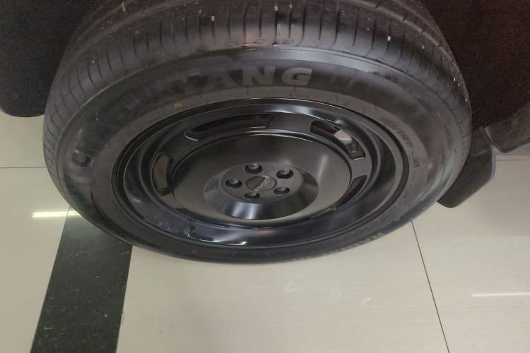 Used iCAR V23 2025 401 Two-Wheel Drive Advanced Edition Exterior 4