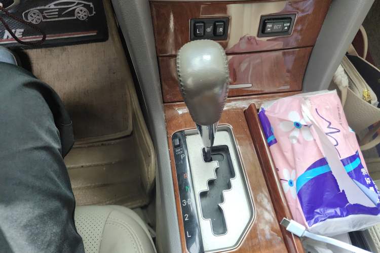 Used Toyota Camry 2013 200G Classic Luxury Edition