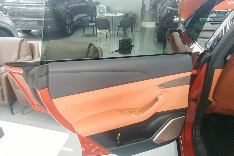 Used ONVO L60 2024 60 kWh Rear-Drive Version