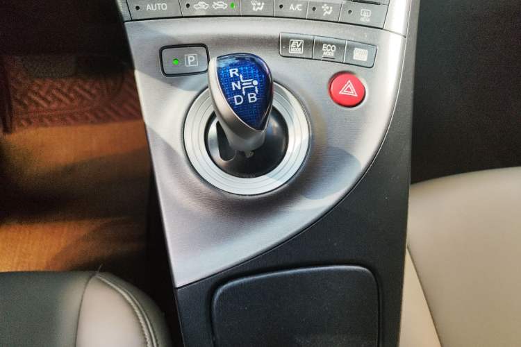 Used Toyota Prius 2012 1.8L Luxury Edition Gear Lever