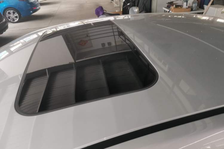 Used Nissan Sylphy 2019 1.6XV CVT Smart Connect Luxury Edition China VI Standard Roof