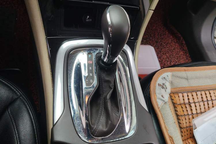 Used Buick Regal 2015 2.0L Leading Fashion Edition
