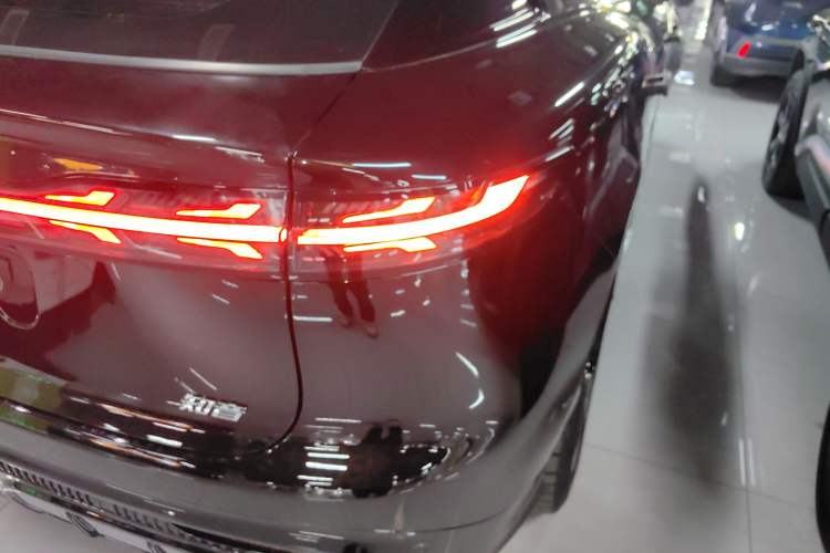 Used VOYAH COURAGE 2024 Four-Wheel Drive Global Edition Exterior 3