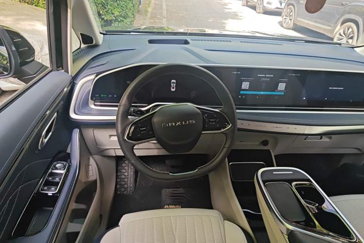 Used SAIC MAXUS G90 2023 2.0T Interstellar Seven-Seater
