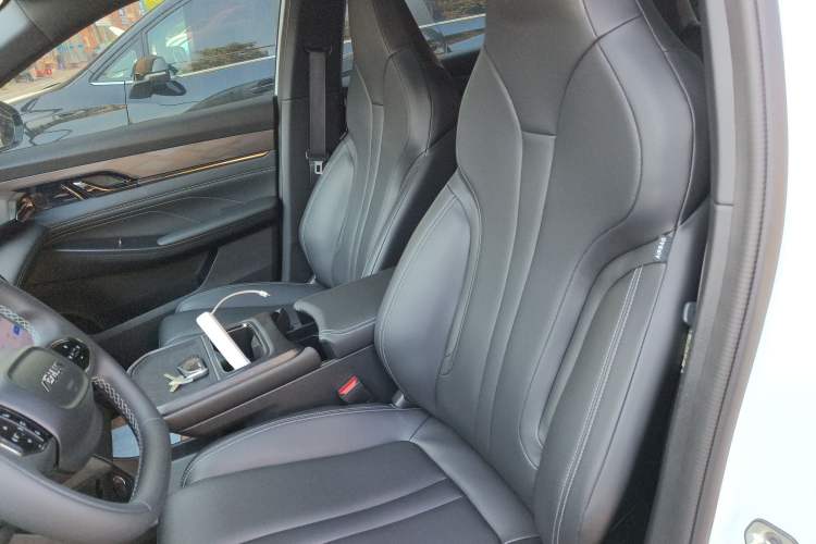 Used Dongfeng Aeolus L7 New Energy 2025 518 Comfort Edition
