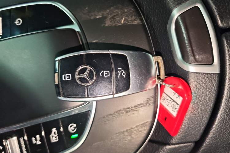 Used Mercedes-Benz E-Class 2020 Facelift E 260 L Sport Edition
