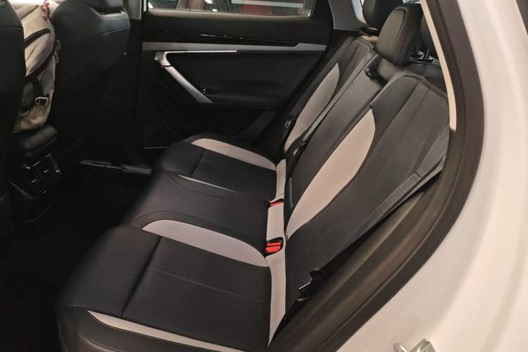 Used Geely Auto FX11 2024 1.5TD DCT Prestige Edition