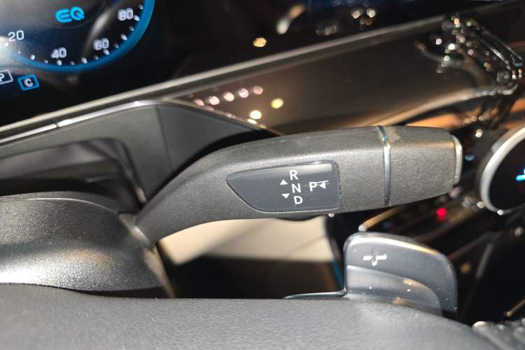 Used Mercedes-Benz EQC 2020 EQC 400 4MATIC Gear Lever