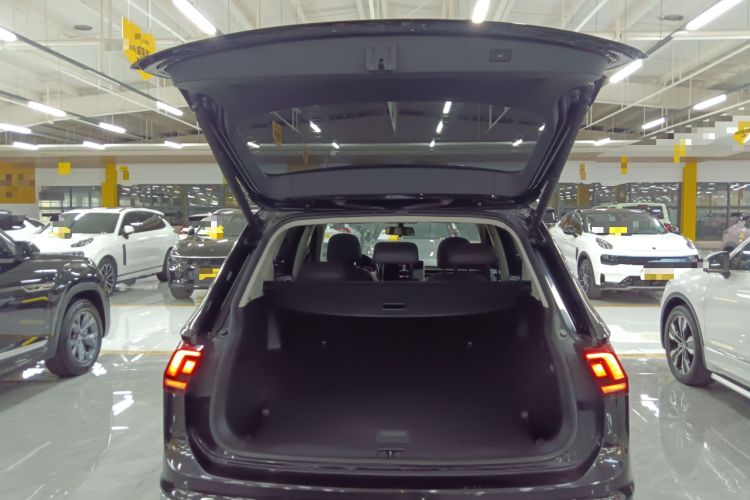 Used Volkswagen Tiguan L 2023 330TSI Automatic Two-Wheel Drive Smart Edition