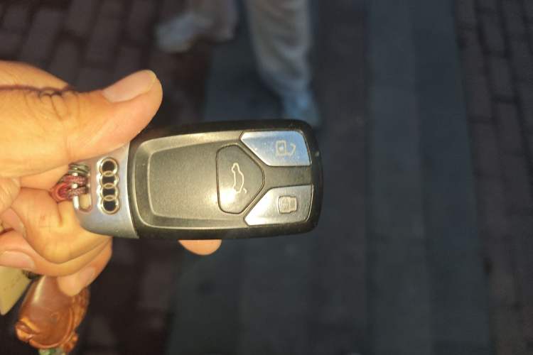 Used Audi Q7 2018 40 TFSI Comfort Model