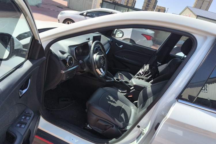 Used Dongfeng Fengon 500 2022 1.5L CVT Enjoyment Version Driver Seat