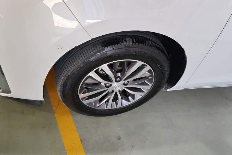 Used Buick GL8 2023 ES Lu Zun Deluxe Model