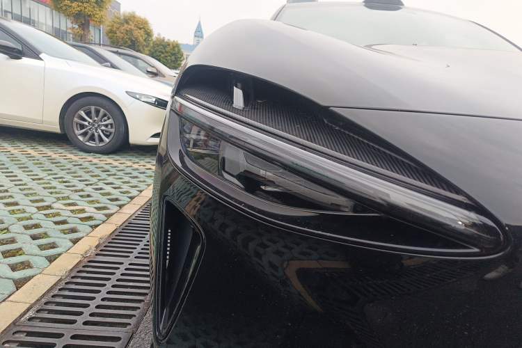 Used Xiaomi Auto YU7 2025 Ultra-Long Range High-Performance All-Wheel-Drive Max Edition
