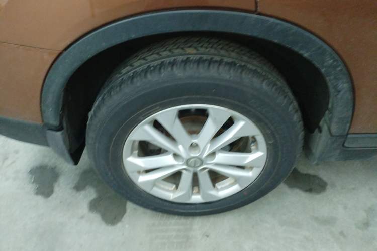 Used Nissan X-Trail 2015 2.0L CVT Comfort MAX Edition 2WD
