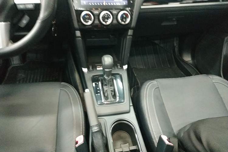 Used Subaru Forester 2018 2.5i Luxury Navigation Edition with EyeSight