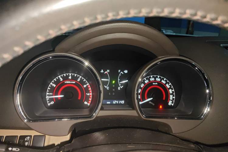 Used Toyota Highlander 2011 2.7L Two-Wheel Drive 7-Seater Luxury Edition
