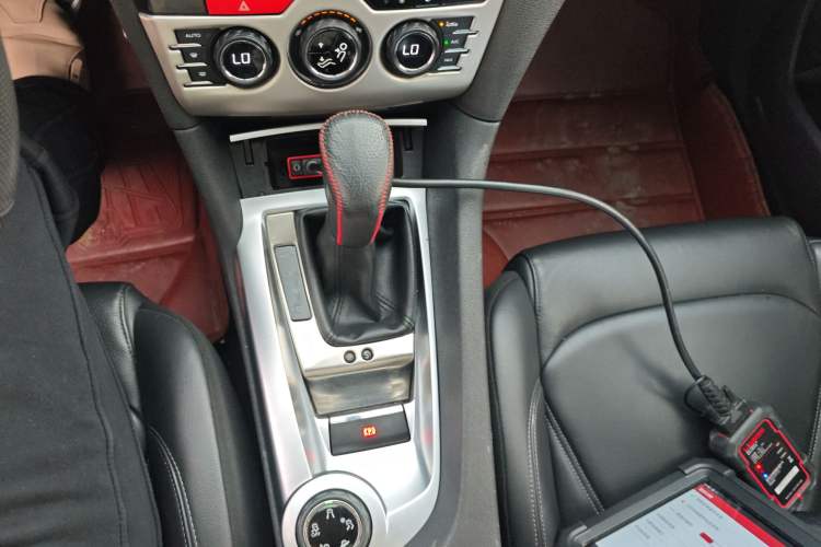 Used DS 6 2014 1.6T Luxury Edition THP160
