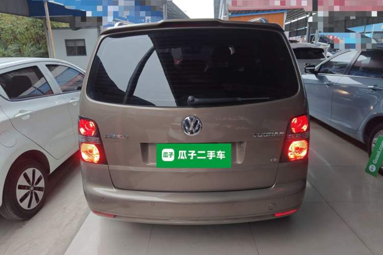 Used Volkswagen Touran 2015 1.4T DSG Comfort Edition 5 Seats
