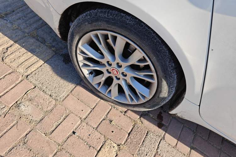 Used Jaguar XF 2015 XF 2.0T Luxury Edition