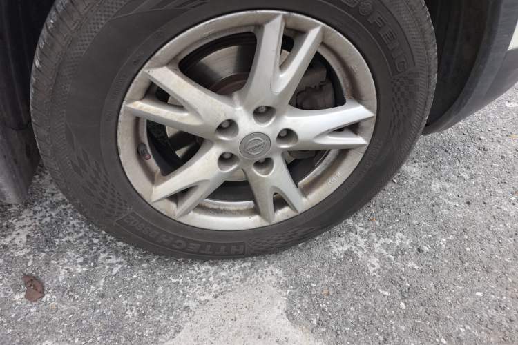 Used Nissan Qashqai 2011 2.0 XL Fire 6MT 2WD Right Front Wheel Hub