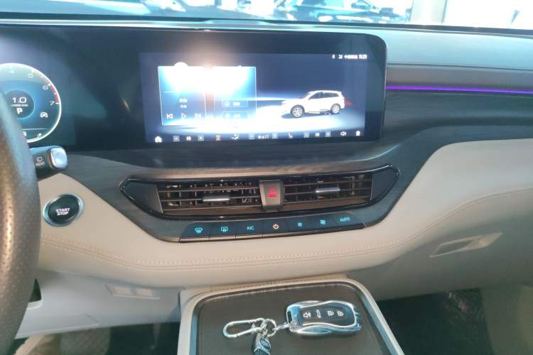 Used Ford Equator 2023 EcoBoost 225 Premier PLUS 7-Seater (2/2/3)
