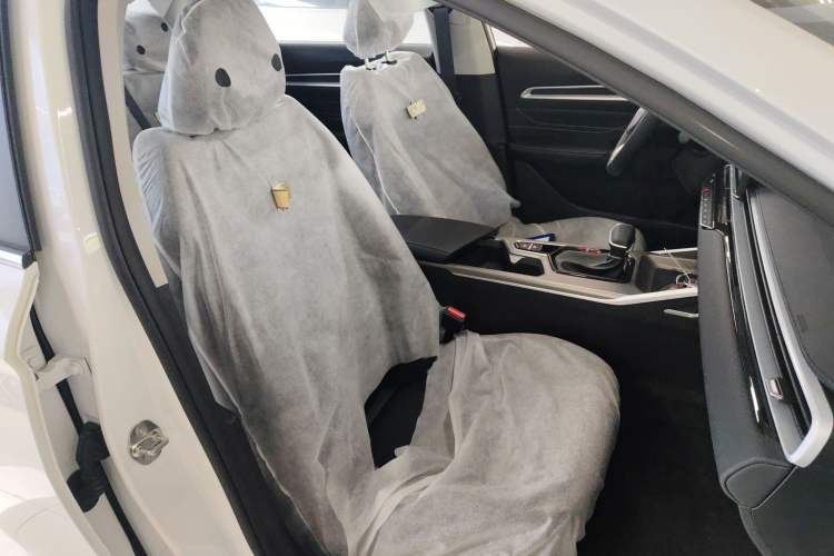 Used Geely Auto Emgrand 2025 4th Generation 1.5L CVT Luxury Version Right Front Seat