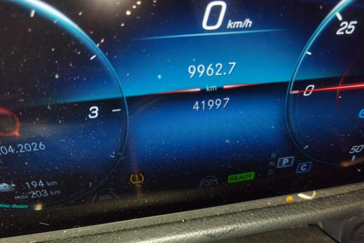 Used Mercedes-Benz EQB 2024 EQB 350 4MATIC Odometer Close Up