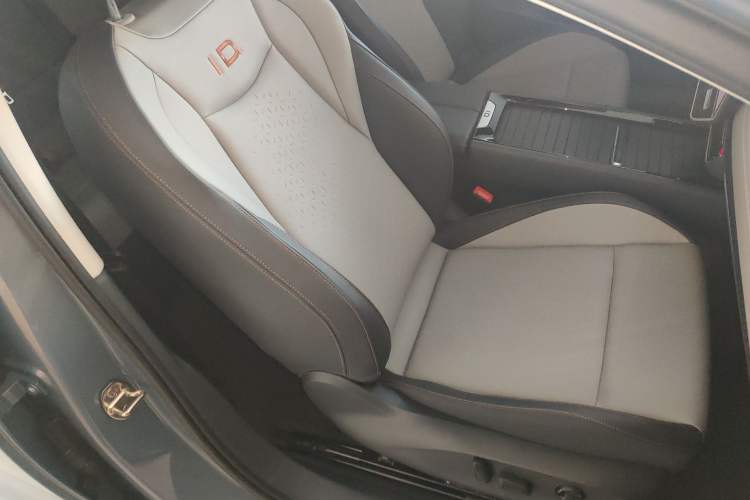 Used Volkswagen ID.7 VIZZION 2024 AIR model
