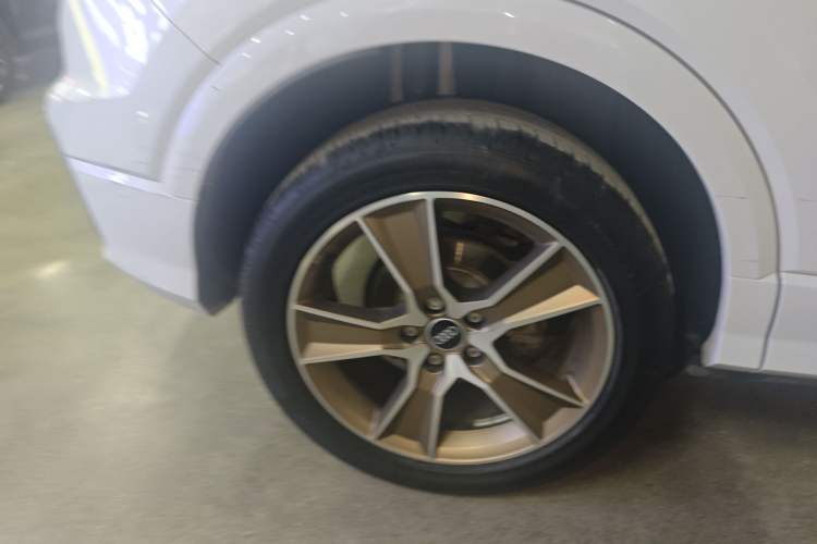 Used Audi Q2L 2023 35TFSI Fashion Dynamic Model
