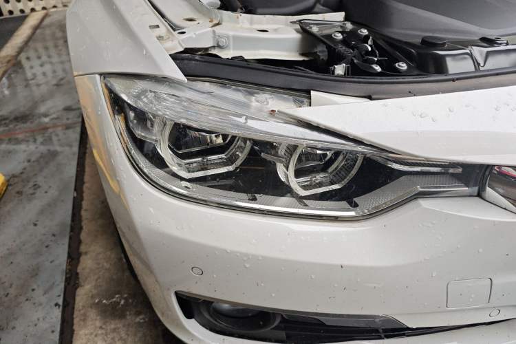 Used BMW 3 Series 2018 320Li Fashion Model Right Front Headlight