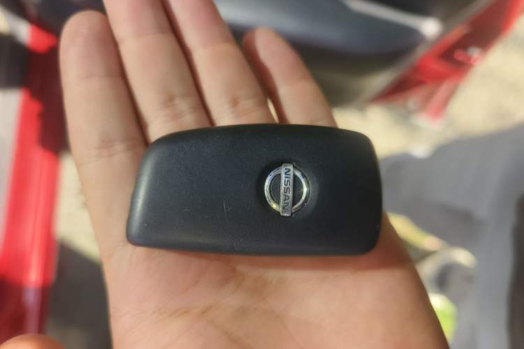 Used Nissan Qashqai 2017 2.0L CVT Smart Enjoyment Version China V Standard Vehicle Key