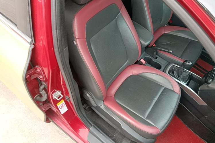 Used CHANGAN Eado 2015 1.6L Manual Junku Model China IV Standard
