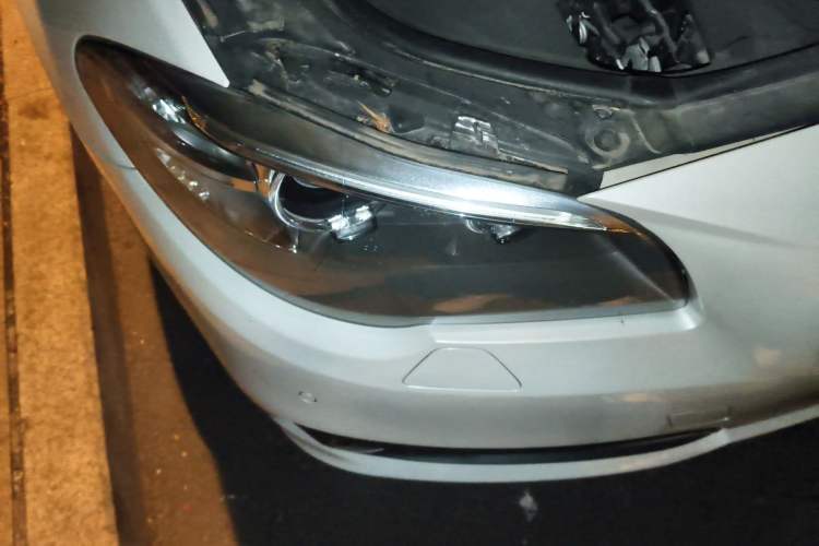 Used BMW 5 Series 2014 520Li Elegant Model Right Front Headlight