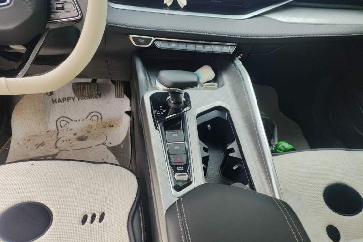 Used Geely Auto Preface 2023 2.0TD Luxury Version Gear Lever