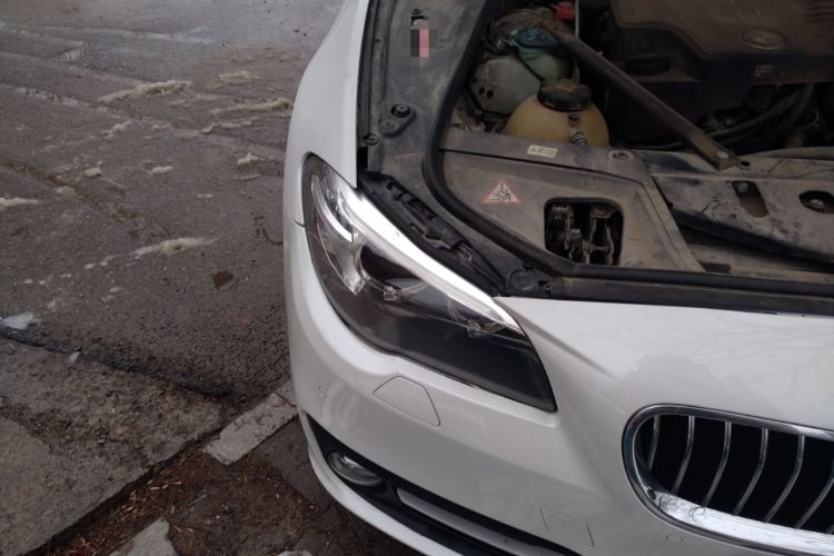 Used BMW 5 Series 2014 525Li Leading Model
